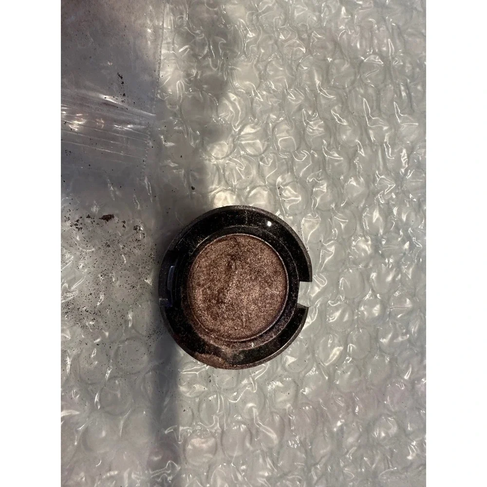 Urban Decay  Eye‎ Shadow ydk eyeshadow token